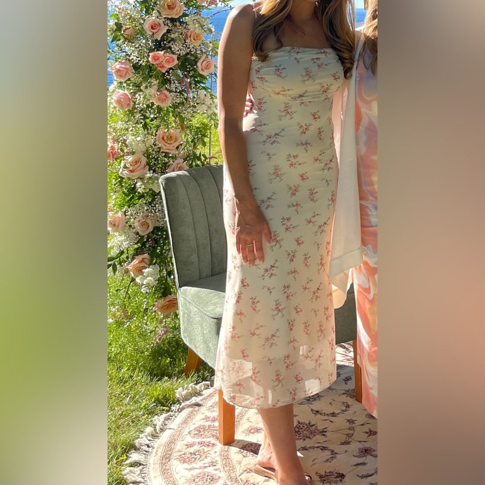Chic Floral Print Midi Dress